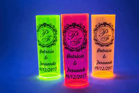 Copos personalizados neon