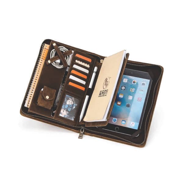 Porta Tablet de Couro com Zíper
