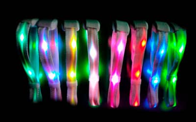 Pulseira em Nylon com LED Ativada por controle remoto
