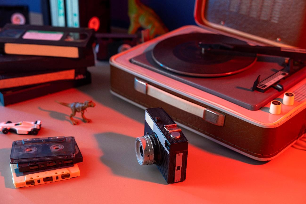 Onda Retrô: Como Brindes Nostálgicos Estão Ressurgindo como Ferramenta de Engajamento